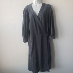 City Chic women's v-neck wrap gray dress size 18 long sleeve midi